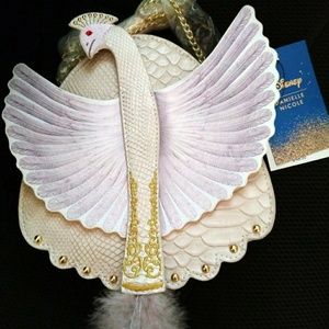 Danielle Nicole Plumette Crossbody